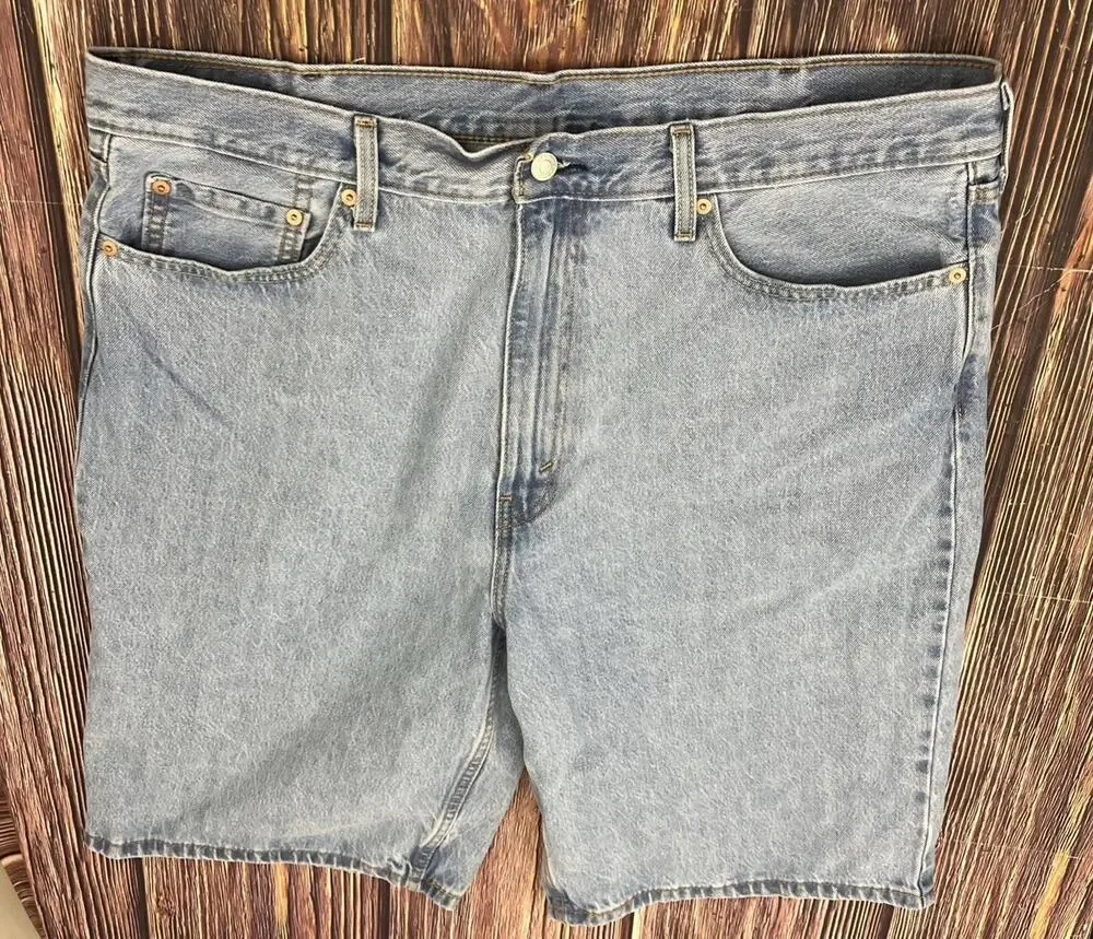 Levi Strauss 469 Loose Fit Men's Blue Denim Jean Shorts Size 40 EUC